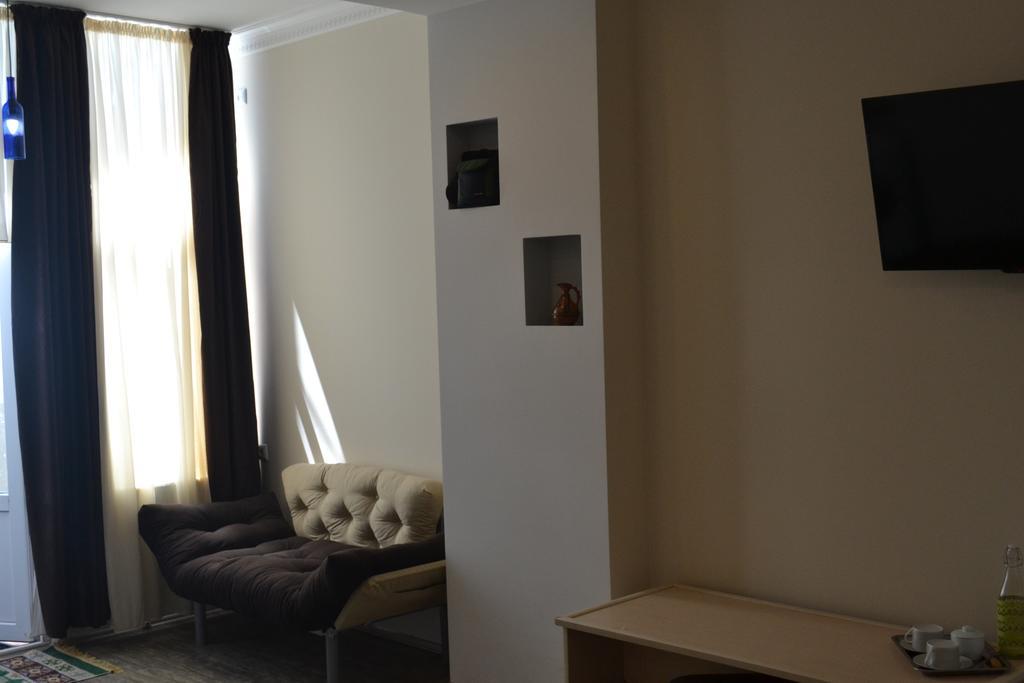 Family Apartment In Avlabari Tbilisi Eksteriør billede