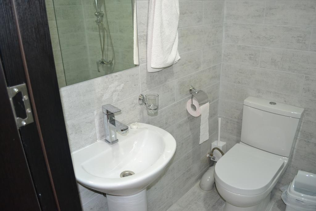 Family Apartment In Avlabari Tbilisi Eksteriør billede