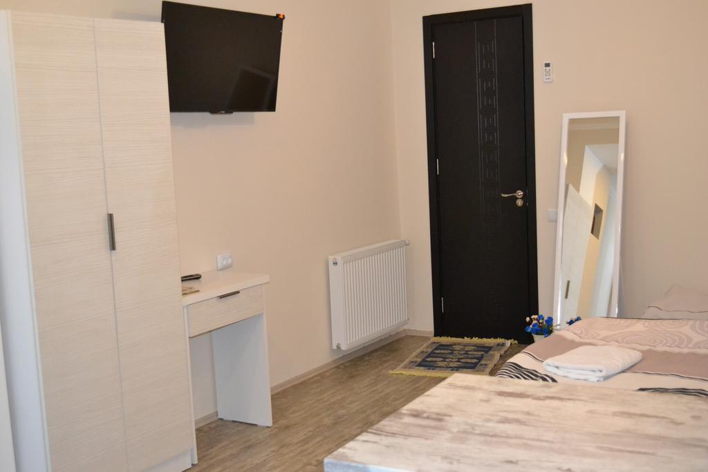 Family Apartment In Avlabari Tbilisi Eksteriør billede