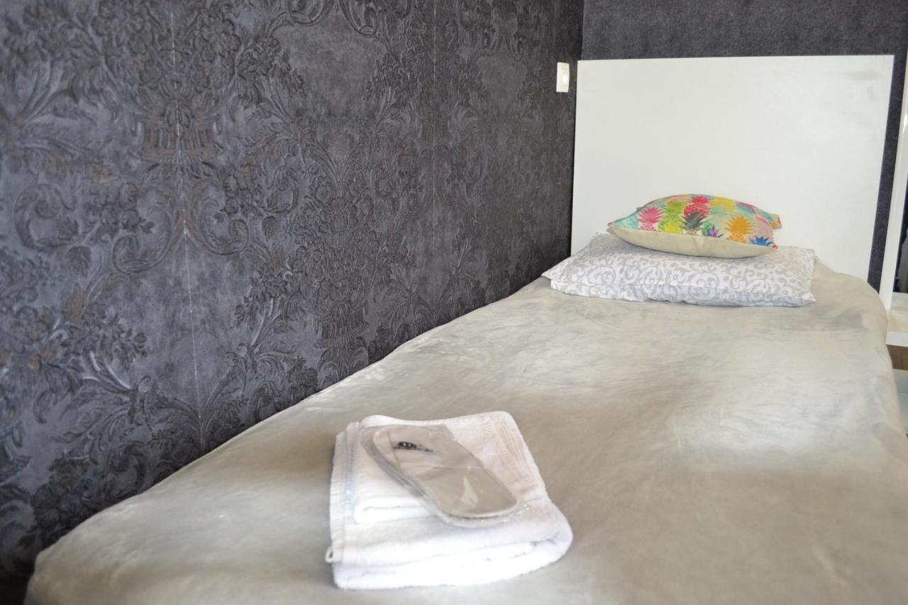 Family Apartment In Avlabari Tbilisi Eksteriør billede