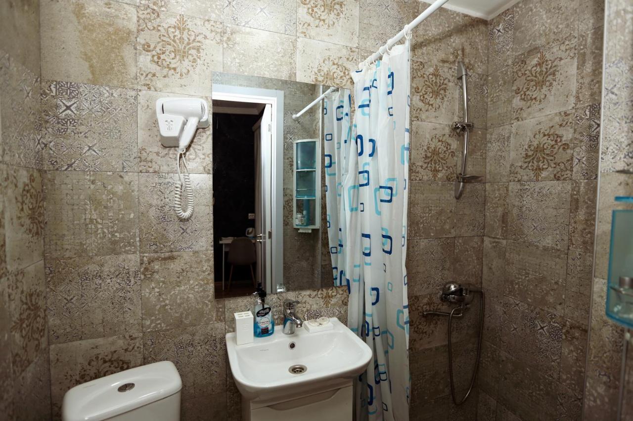 Family Apartment In Avlabari Tbilisi Eksteriør billede