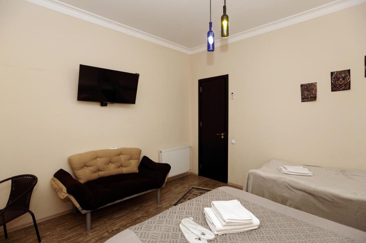Family Apartment In Avlabari Tbilisi Eksteriør billede